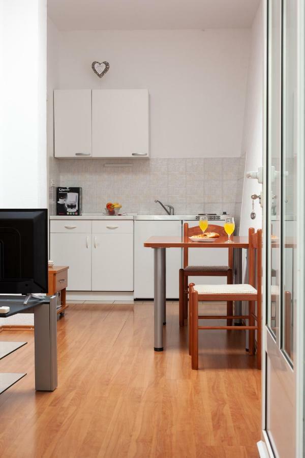 Apartments R Makarska Ngoại thất bức ảnh