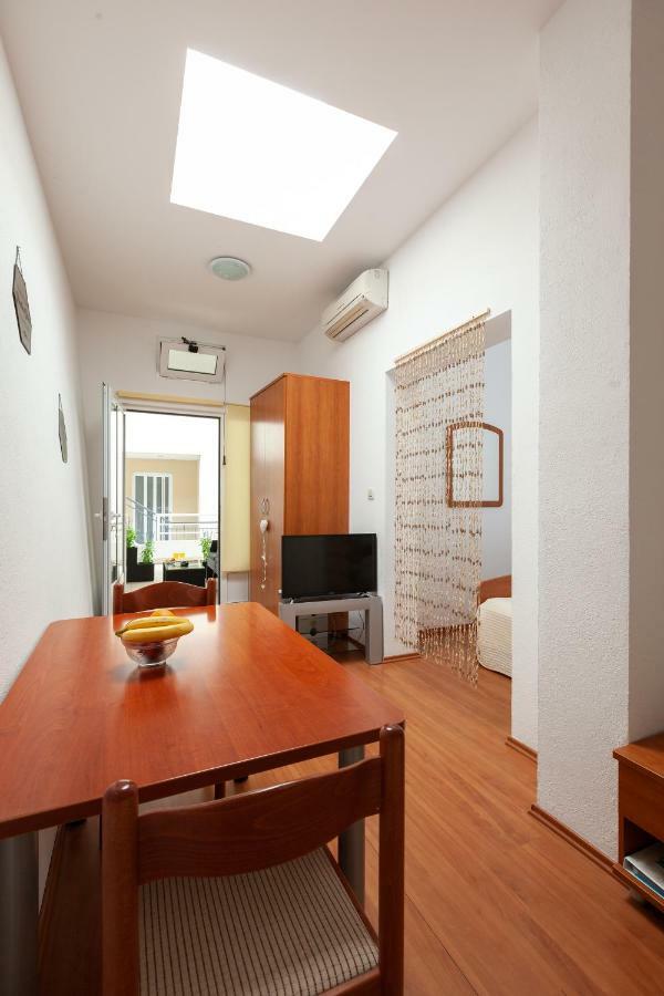 Apartments R Makarska Ngoại thất bức ảnh