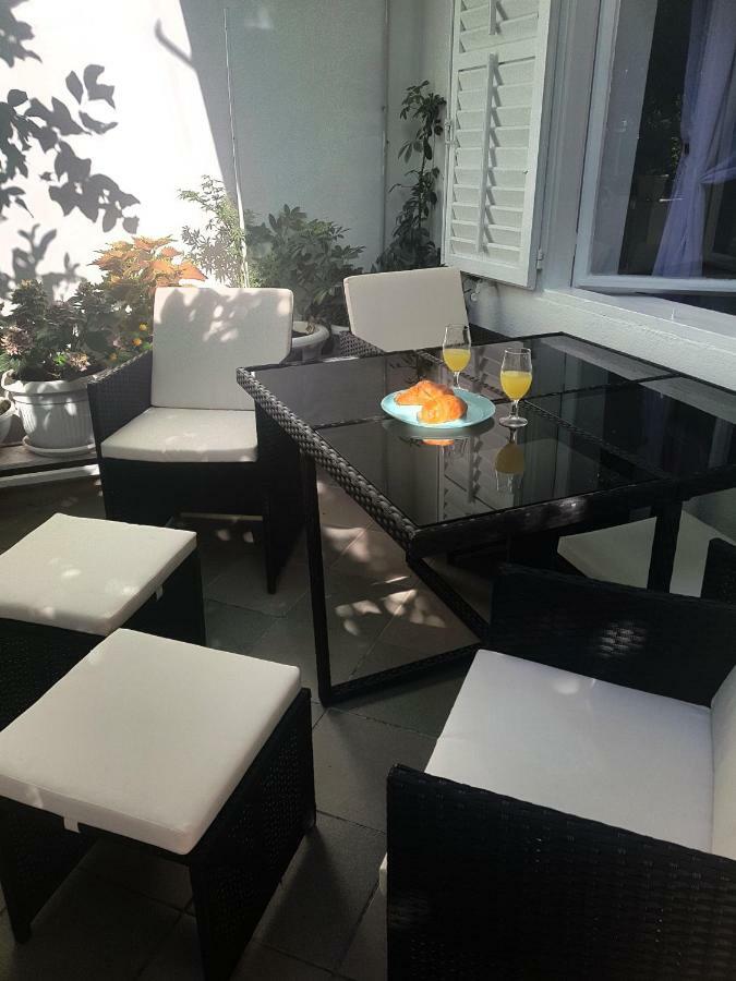 Apartments R Makarska Ngoại thất bức ảnh